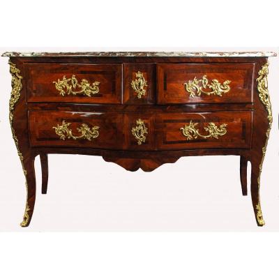 Une Commode Louis XV, Parisienne Estampillée Adrien Fleury