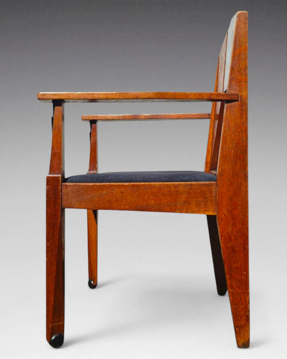 Fauteuil en chêne et bois noirci. École d'Amsterdam (1920)-photo-3