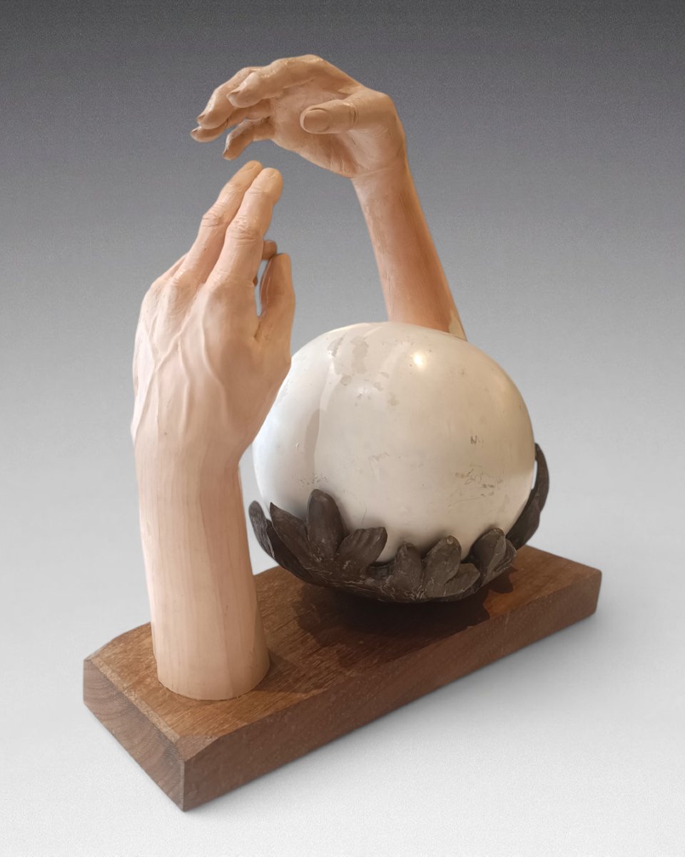 Surrealist Sculpture In Painted Metal (egg; Hands) - Unidentified Signature-photo-2