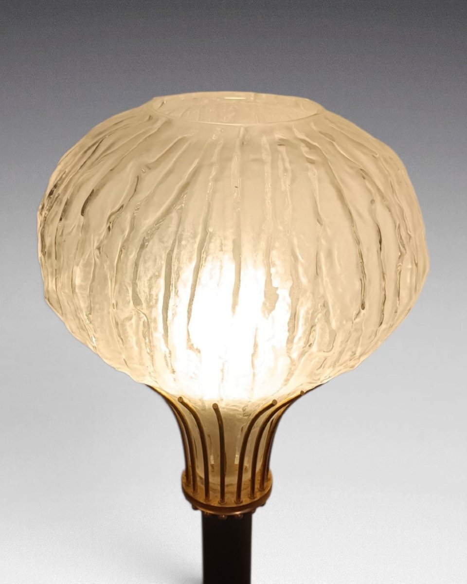 Attribué à Angelo Brotto - Lampadaire en laiton et verre (vers 1960)-photo-4