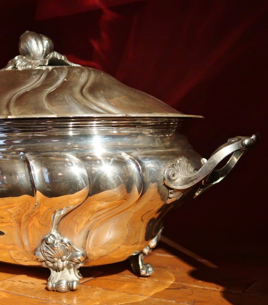 Large 19th Soup Tureen In The Louis XV Style-photo-3