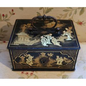 Small Jewelry Holder With Chinese Decor