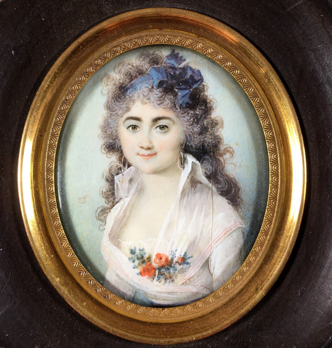 Portrait miniature, jeune femme , XVIIIe  siècle.
