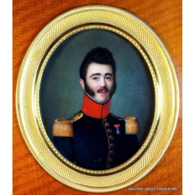 St MAURIN, PORTRAIT D'UN MILITAIRE, MINIATURE PEINTE VERS 1830