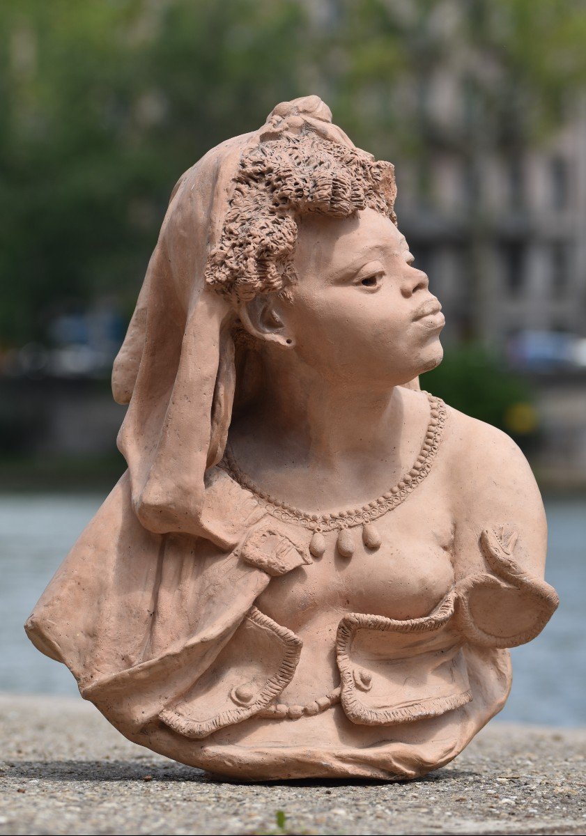 Émile BLAVIER (Crespin 1821 - Paris 1887), Buste de jeune femme noire (vers 1860-1870)
