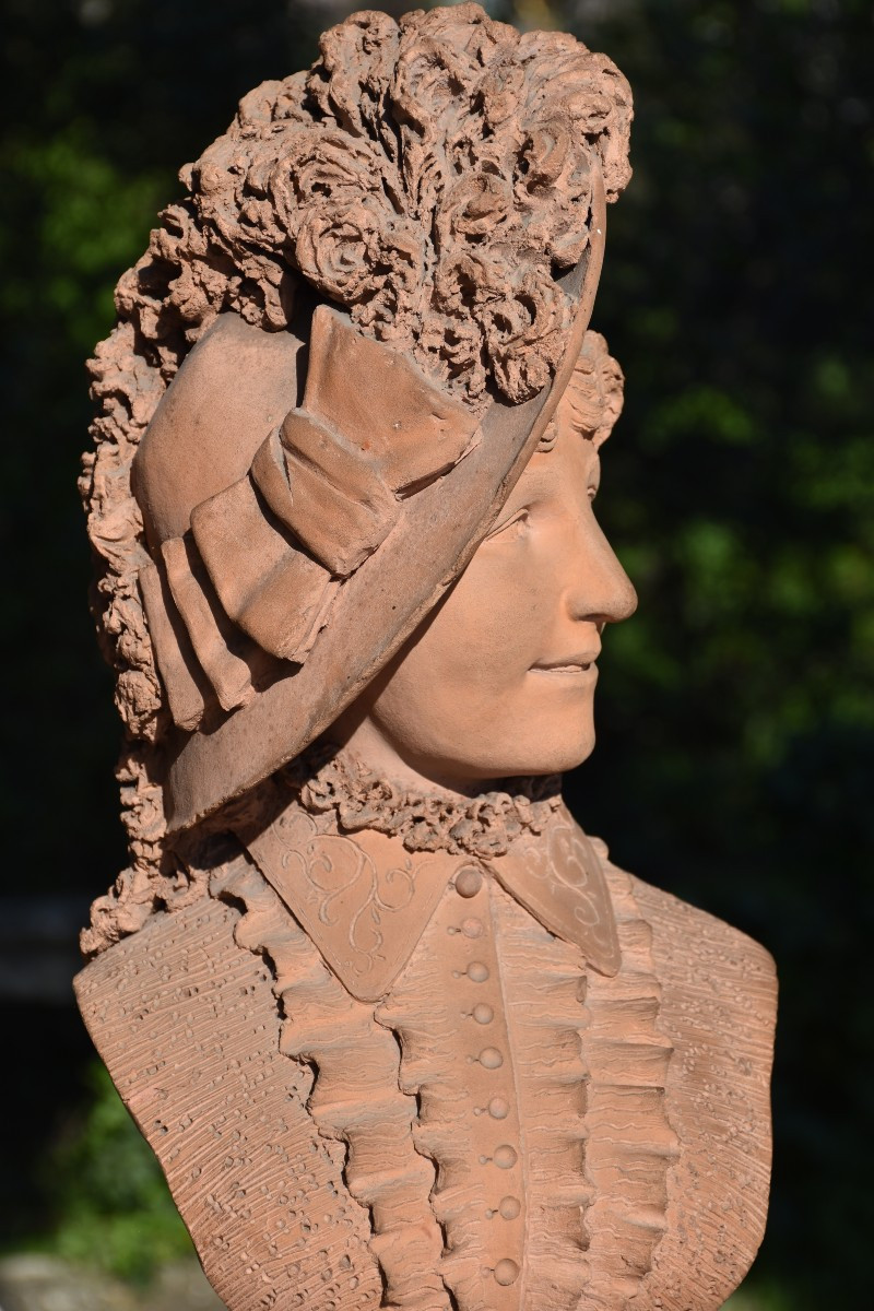 Victor Vermare (sarcey 1842 - Lyon 1890), Bust Of A Woman Wearing A Feathered Hat (1883)-photo-3