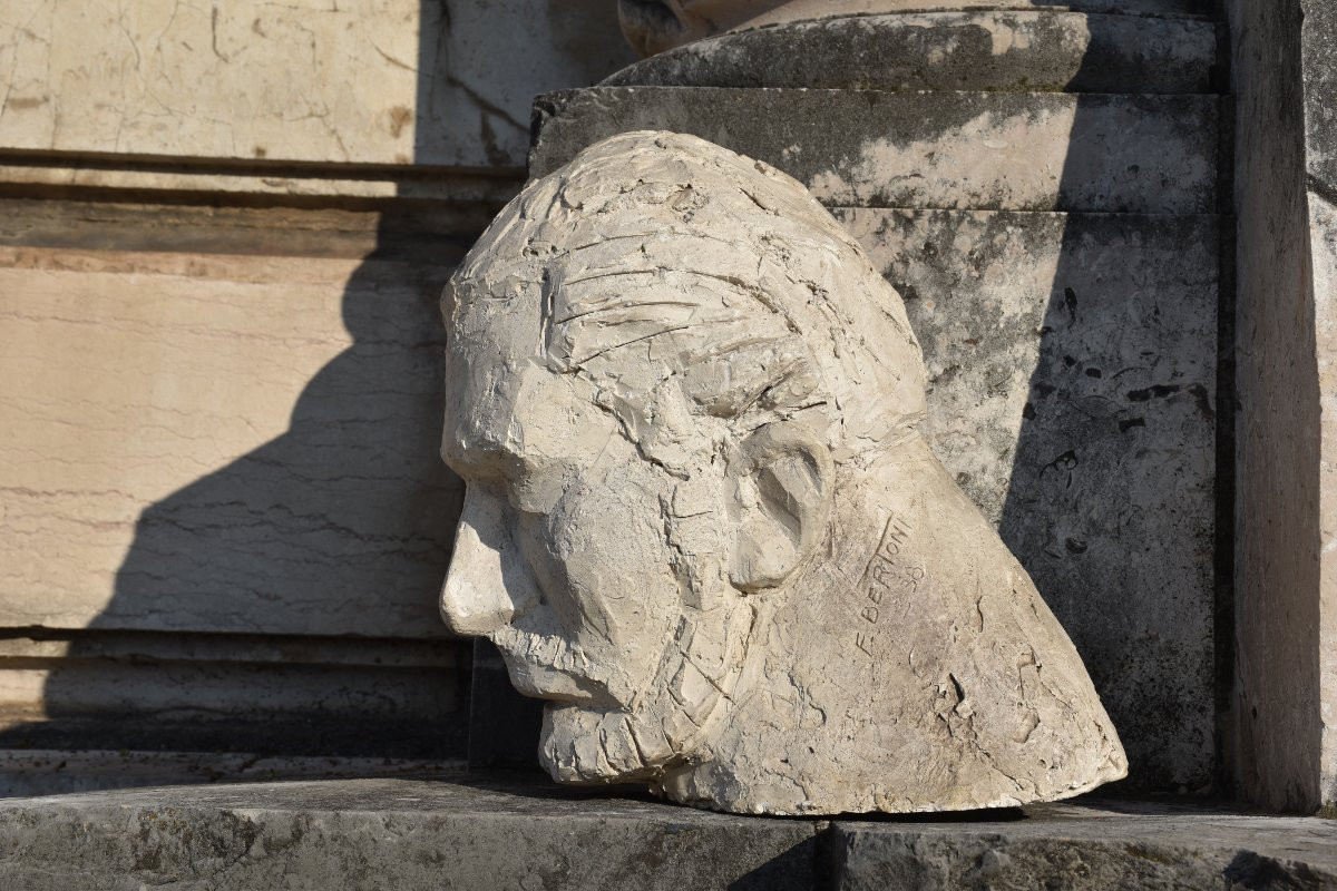 Flaminio BERTONI (Masnago 1903 - Antony 1964), Tête d’homme barbu (1938)-photo-4