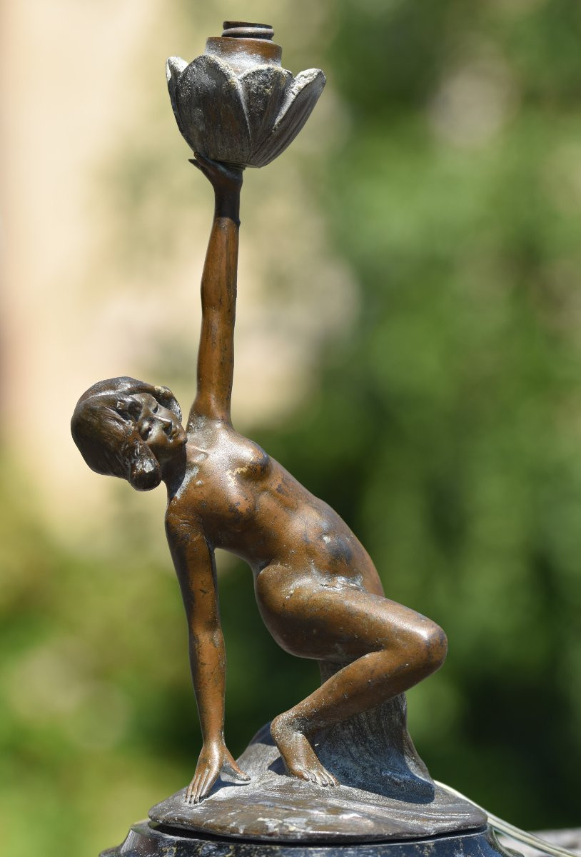 Friedrich BEER (Brno 1846 - Florence 1912), Bougeoir en forme de femme nue (vers 1885)-photo-1