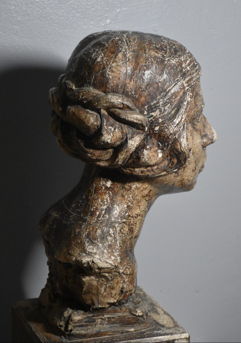 French School, Head Of A Woman (circa 1935)-photo-4