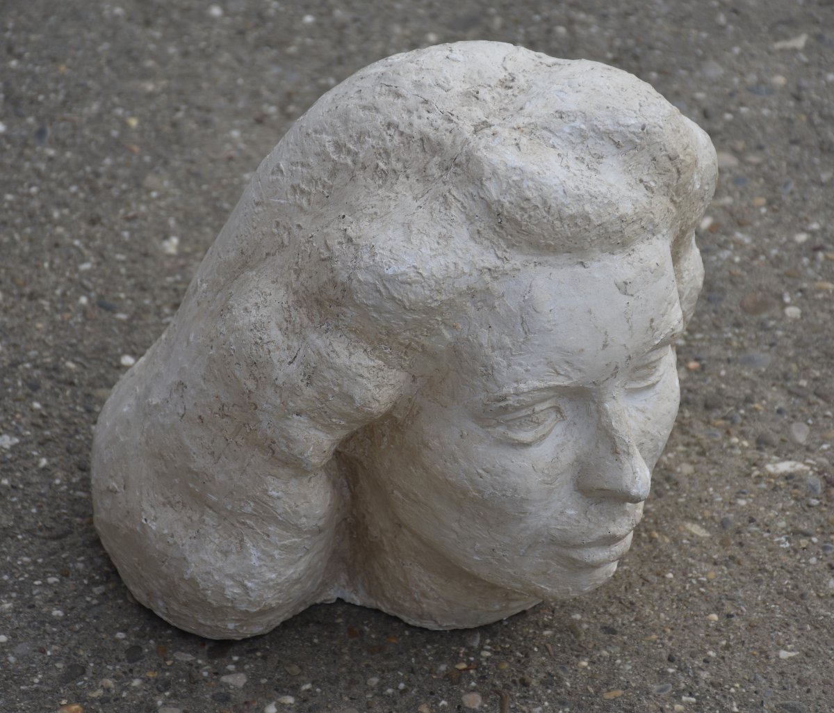 French School (monogrammist Mb), Head Of A Woman (circa 1940)-photo-5