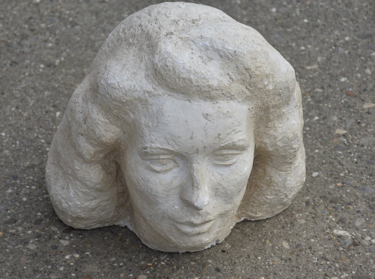 French School (monogrammist Mb), Head Of A Woman (circa 1940)-photo-6