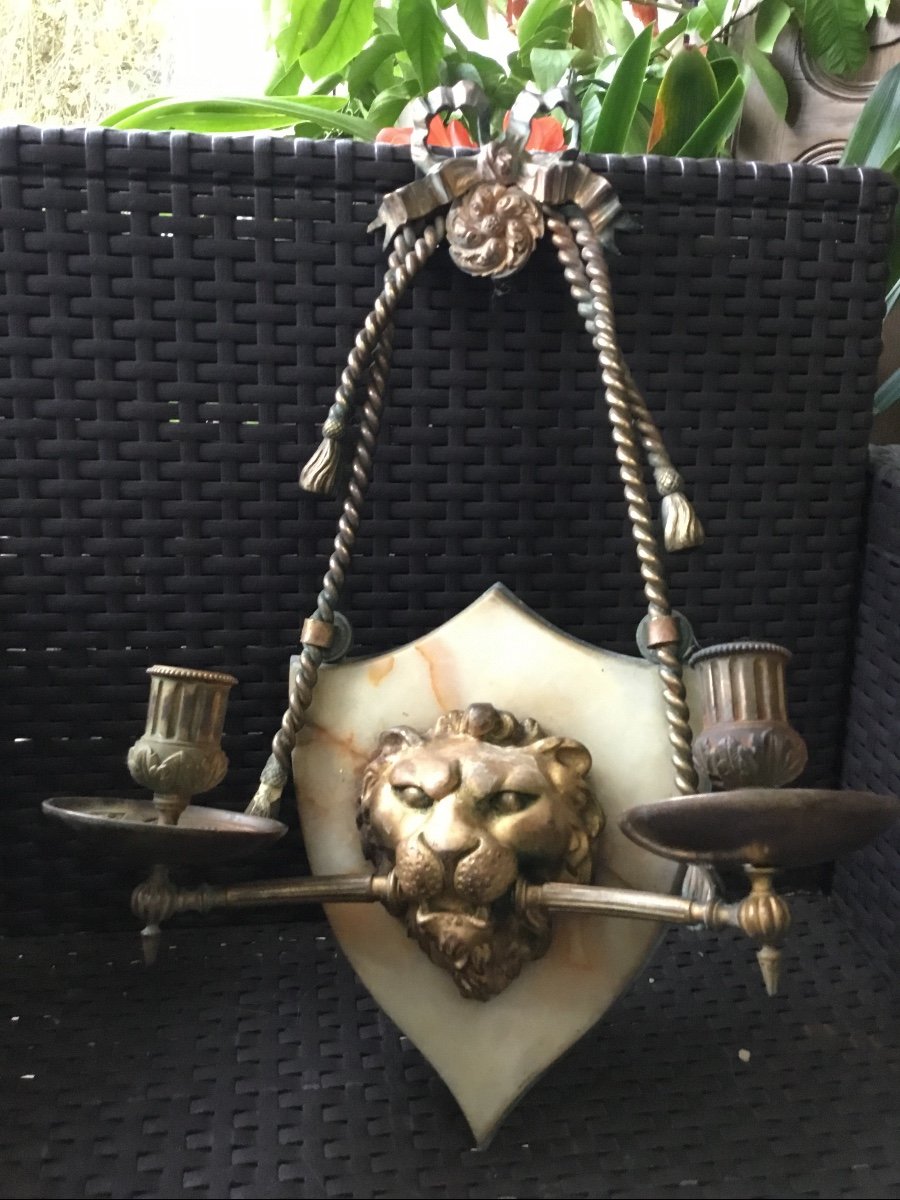 Large Marble And Bronze Sconce With Lion's Muzzle-photo-1