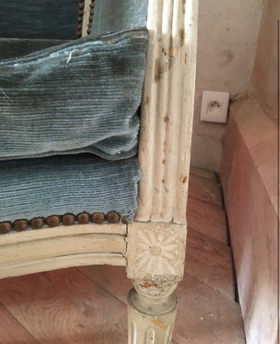 La Paire De Petites Bergères Laquées De Style Louis XVI-photo-3