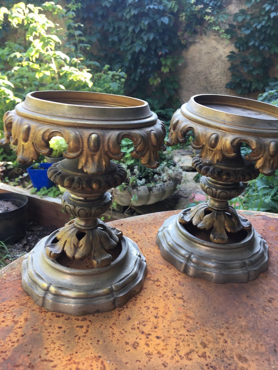 The Pair Of Bronze Display Stands With Three Patinas-photo-3