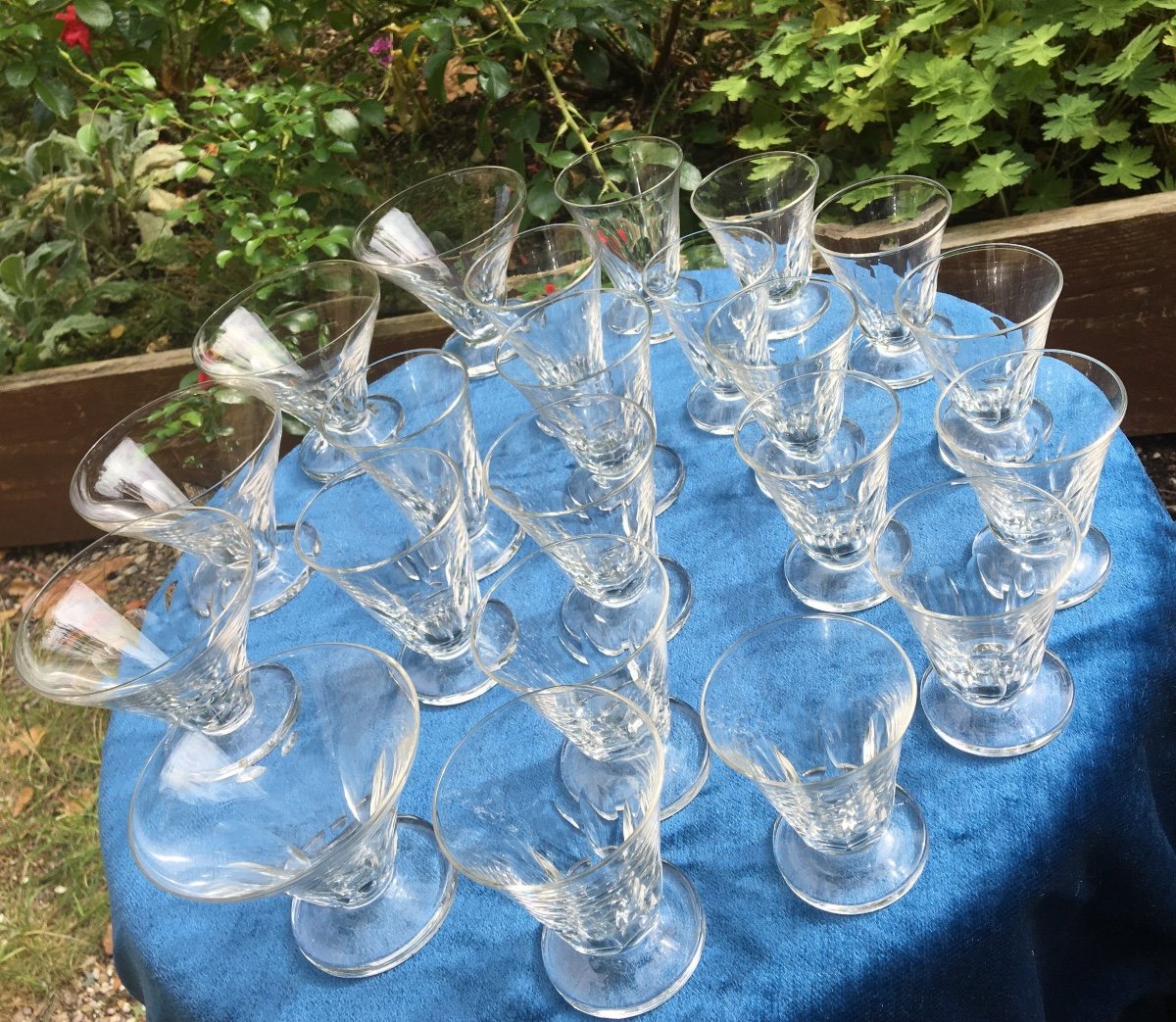 The 17 Art Deco Crystal Glasses-photo-3