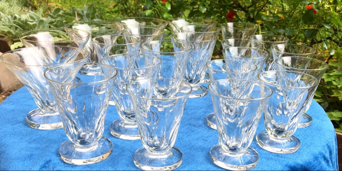 The 17 Art Deco Crystal Glasses
