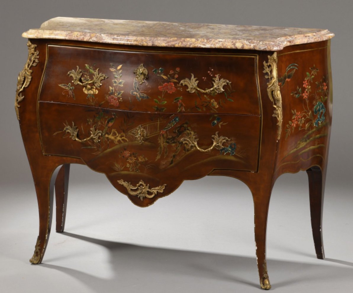 Curved Louis XV Style Lacquered Commode With Chinese Decor-photo-4