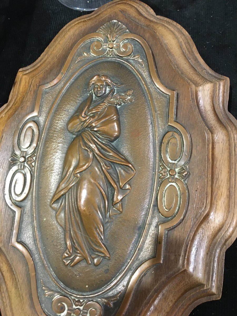 The Four Seasons, Suite Of Four Art Nouveau Medallions-photo-4