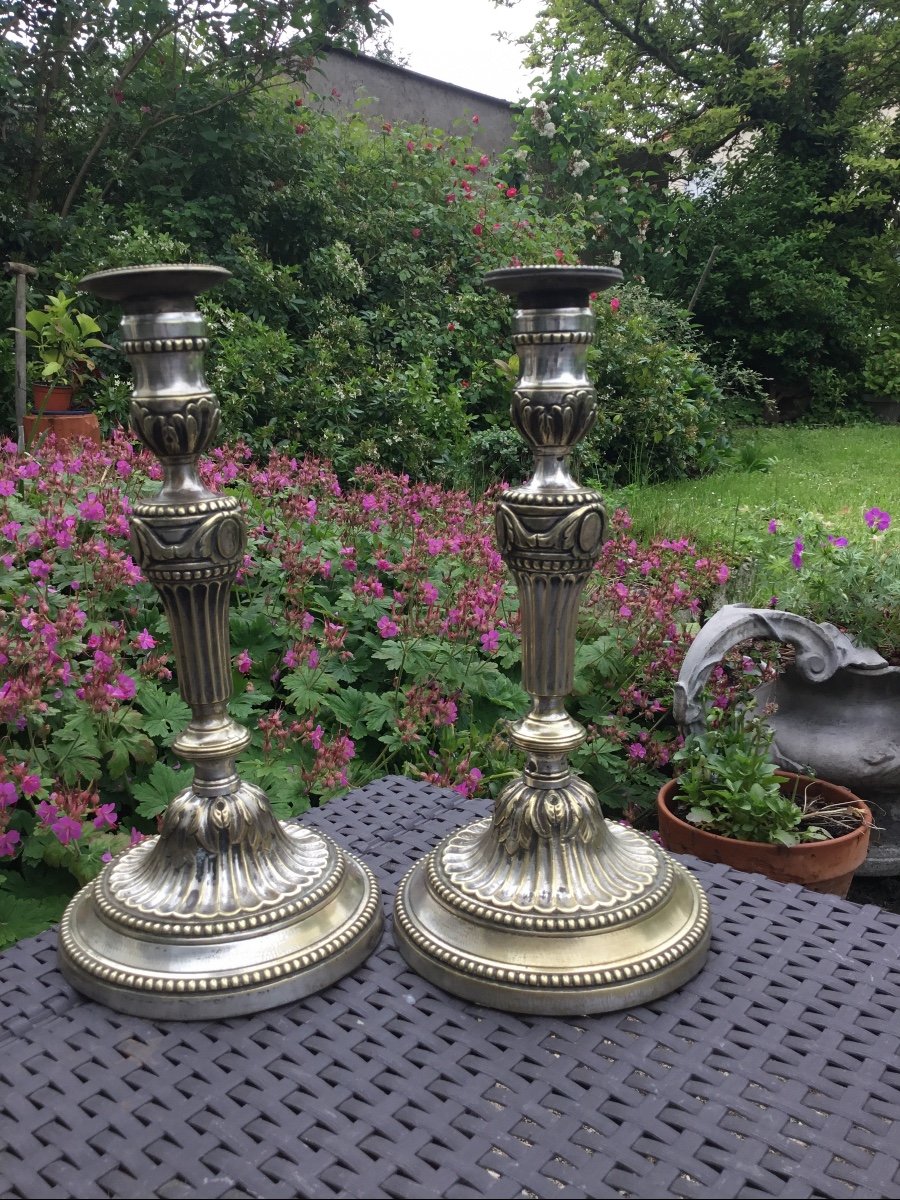 The Pair Of Bronze Candlesticks From The Louis XVI Period-photo-3