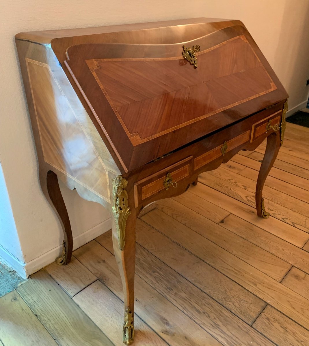 Bureau De Pente en marqueterie , XVIIIème 