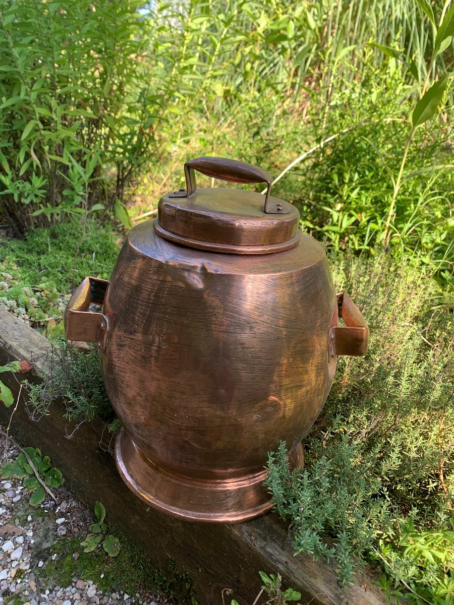 Large Covered Copper Pot -photo-2