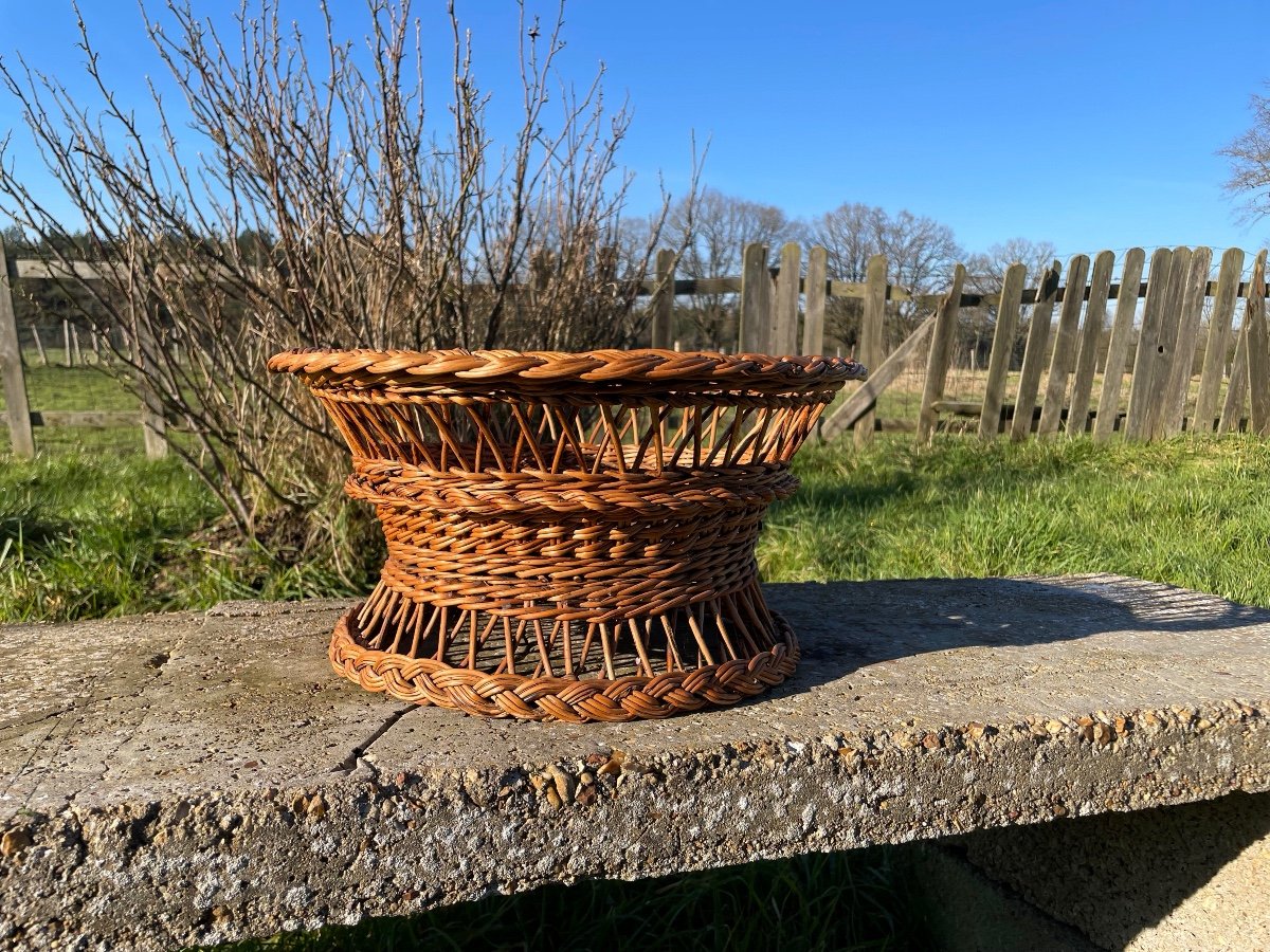 Fruit Basket On Pedestal In Woven Wicker-photo-4