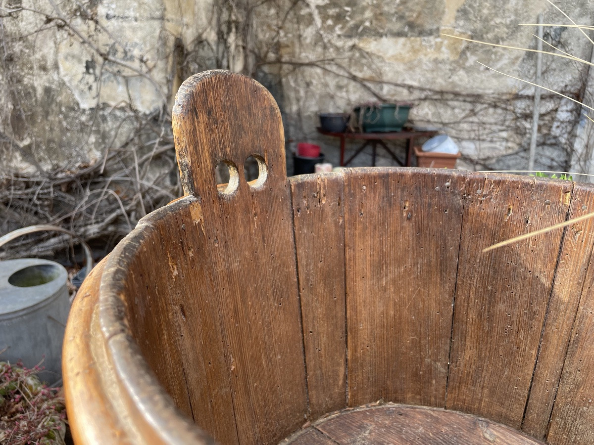 Folk Art, Large Curved Wooden Bucket -photo-7