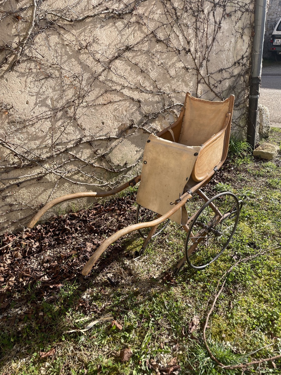 Antique Folding Stroller With Weatherproof Cover -photo-1