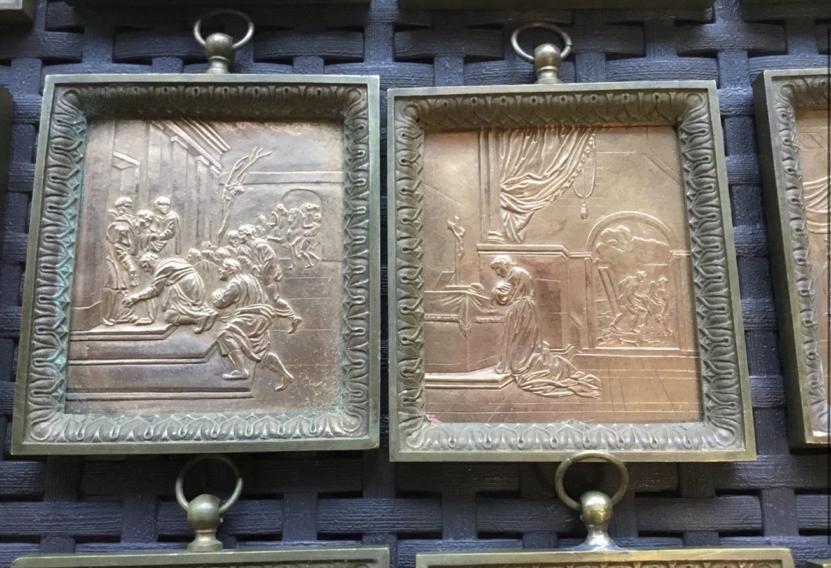 Suite De 18 Plaques Religieuses En Bronze Encadrées -photo-4