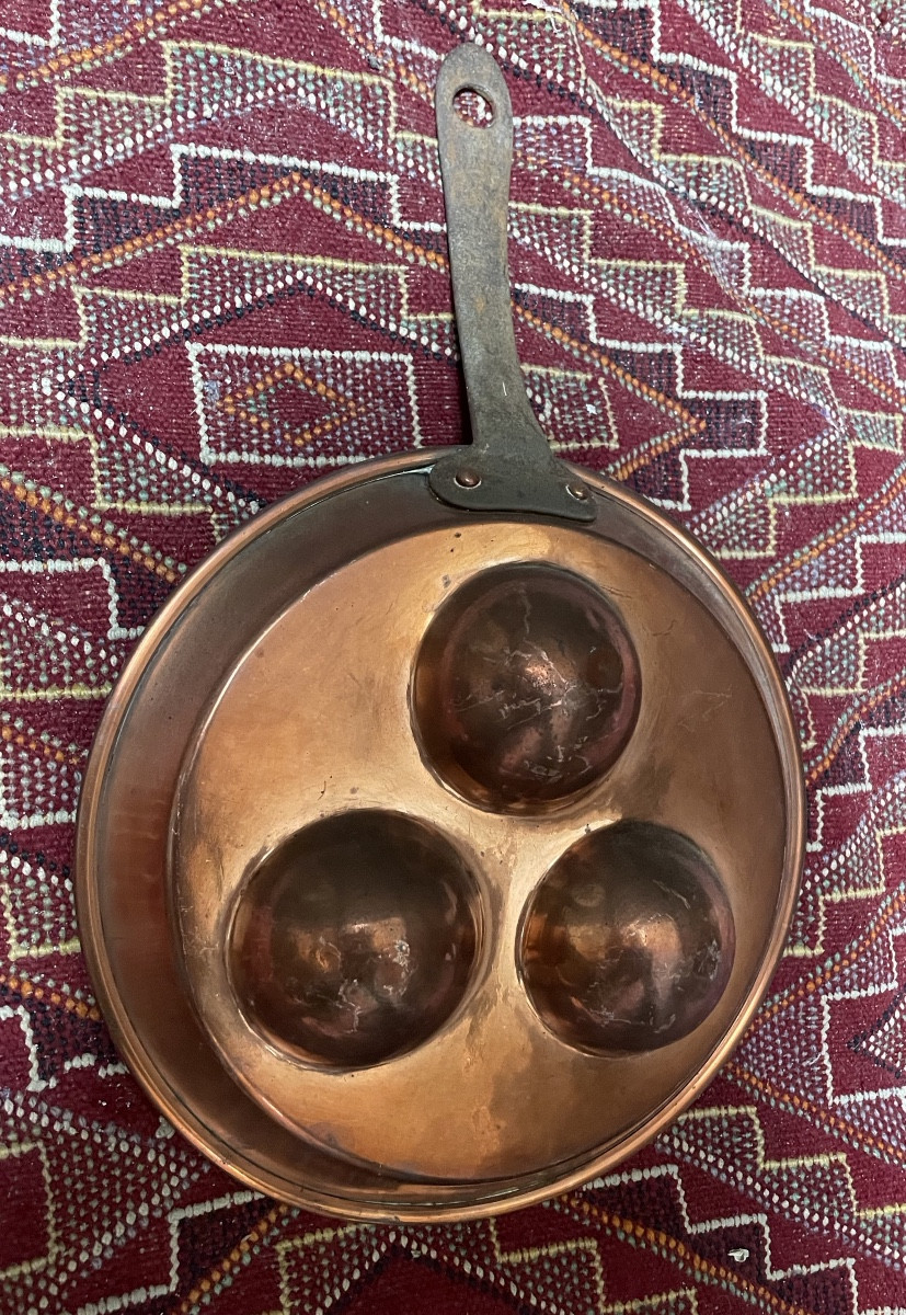 Copper Egg Pan
