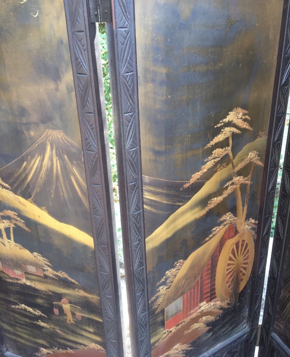 Small Japanese Screen With Mount Fuji Lacquer Decor-photo-1
