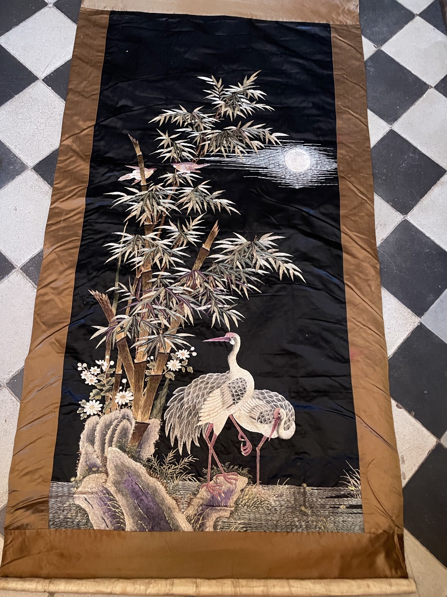 Large Asian Embroidery, Cranes At Rest, On Silk -photo-2