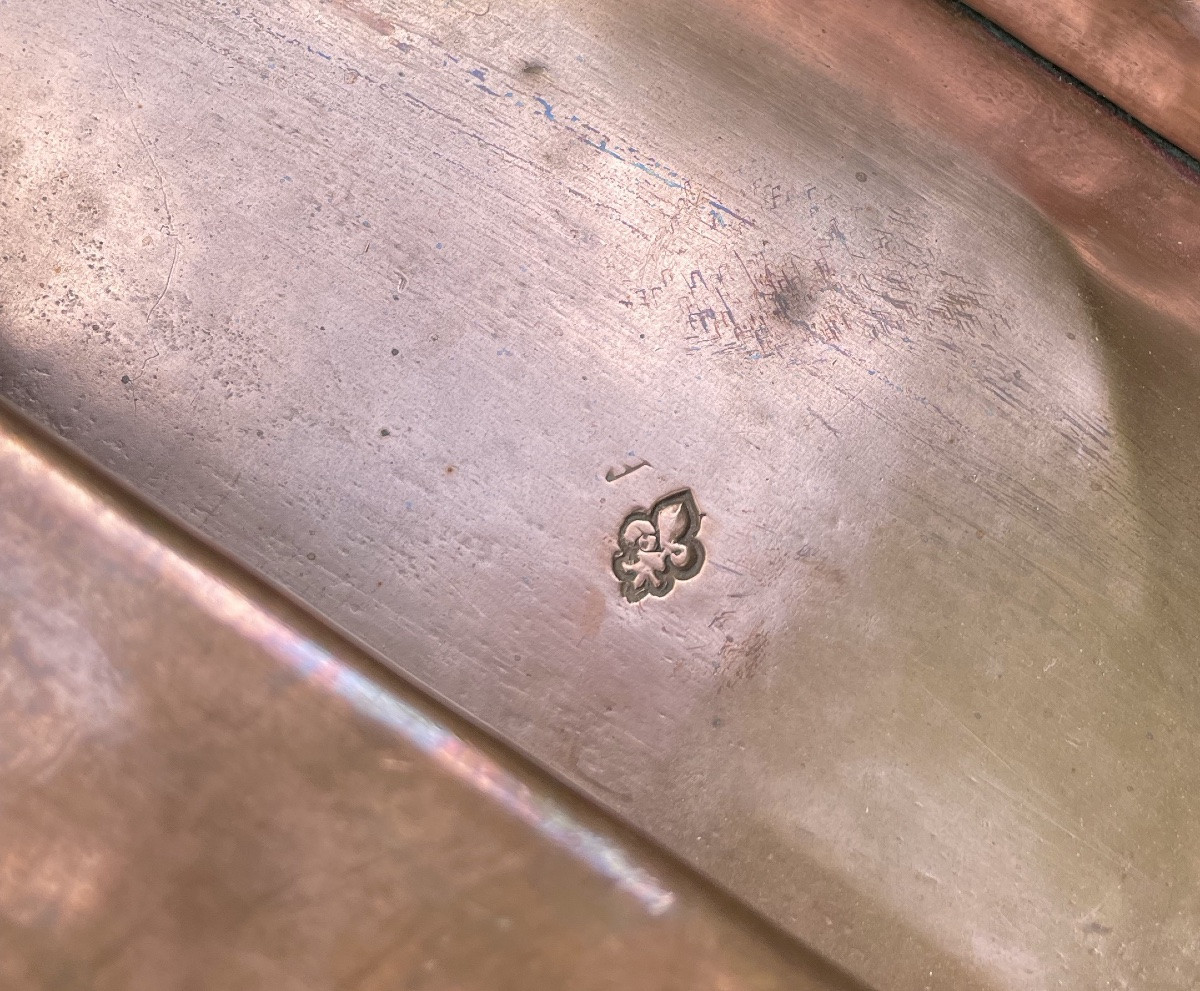 Daubière de très grande taille  XVIIIe.. Fleur De Lys. -photo-4