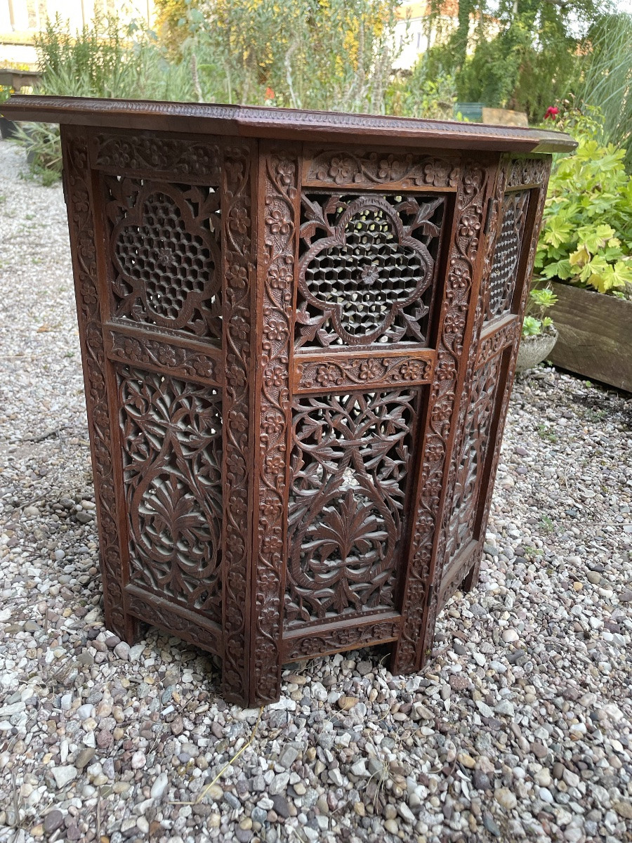 Asian Pedestal Table With Openwork Sculpture And Embroidery -photo-6