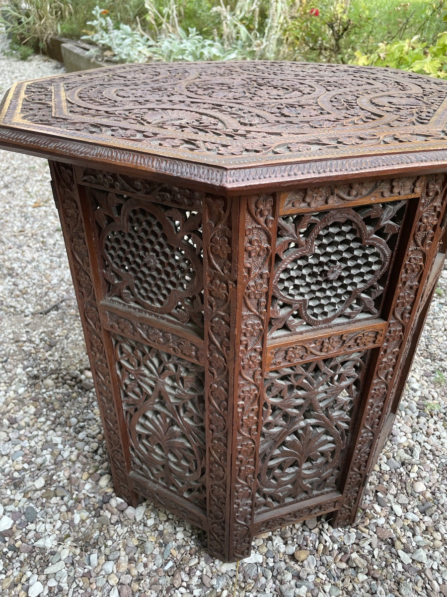 Asian Pedestal Table With Openwork Sculpture And Embroidery -photo-7