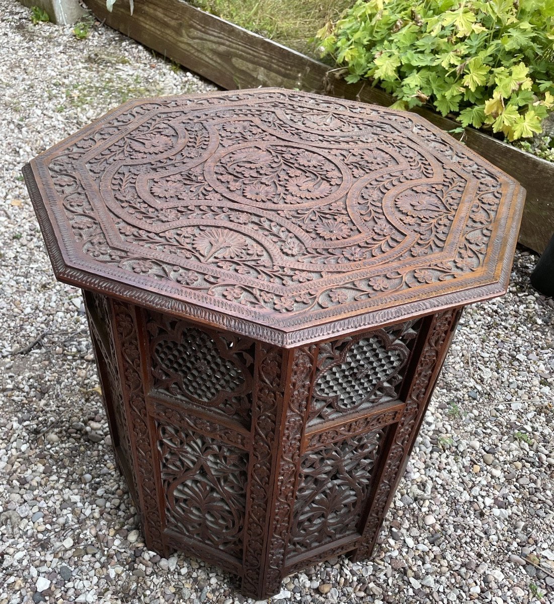 Asian Pedestal Table With Openwork Sculpture And Embroidery 