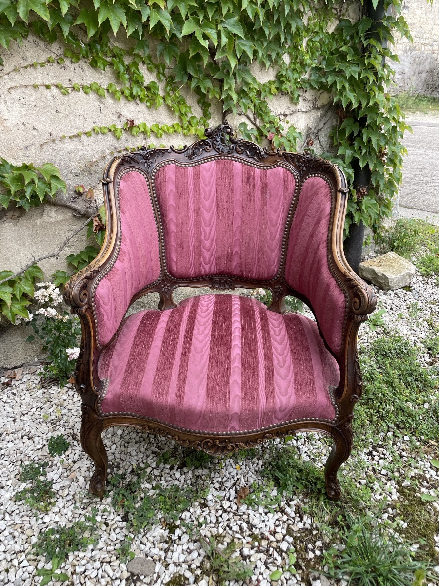 Highly Sculpted Louis XV Style Shepherdess Chair -photo-2