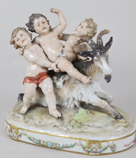 Porcelain Group Of Putti And The Goat Amalthea-photo-1