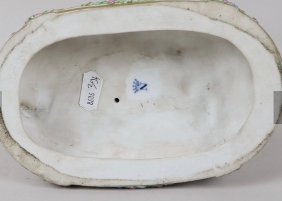 Porcelain Group Of Putti And The Goat Amalthea-photo-2