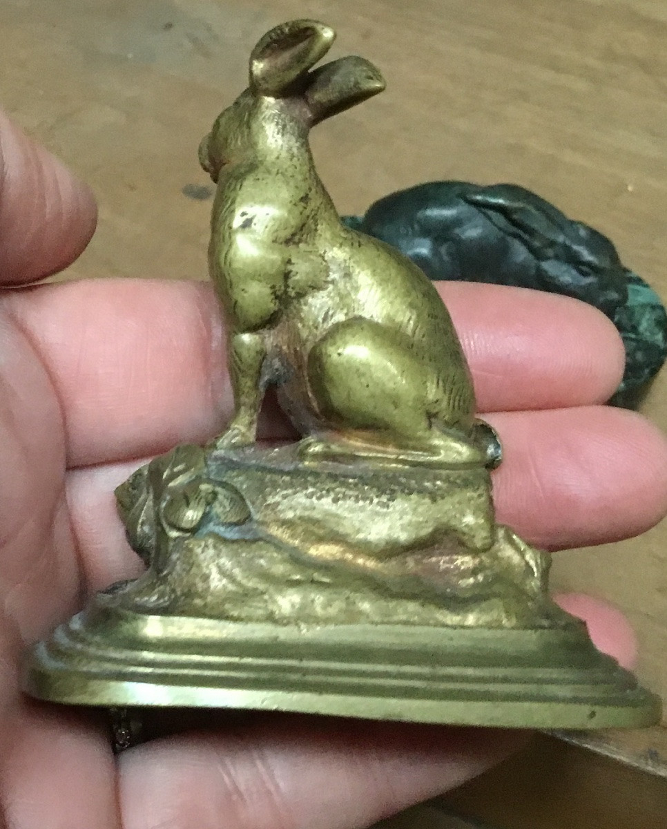 Les deux petits lapins en bronze -photo-1