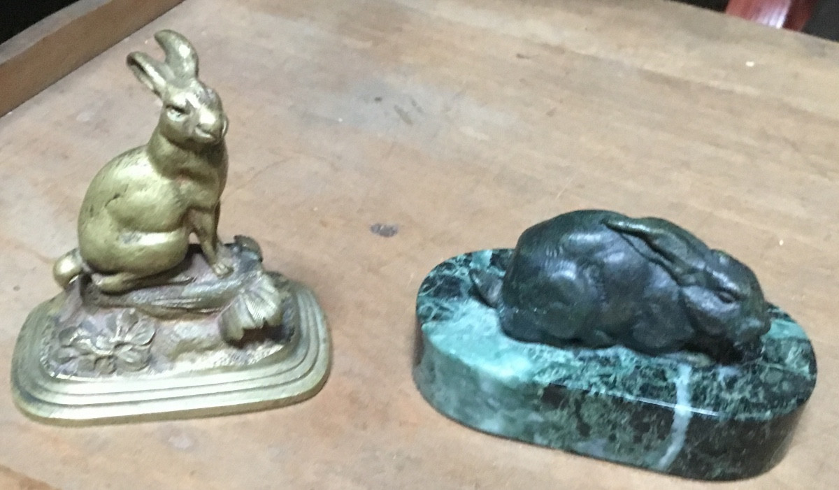 Les deux petits lapins en bronze 