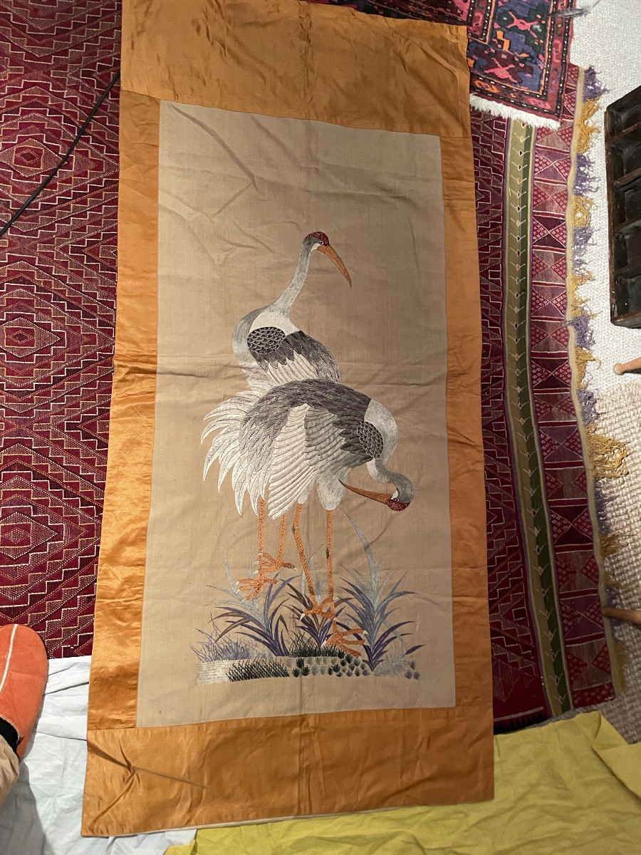 Large Asian Embroidery, Resting Cranes, On Silk-photo-4