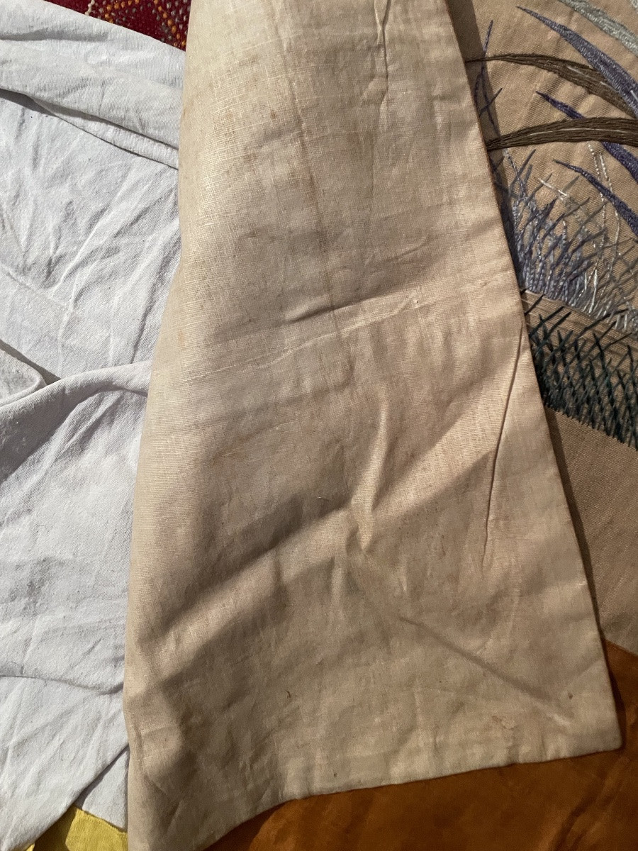 Large Asian Embroidery, Resting Cranes, On Silk-photo-5