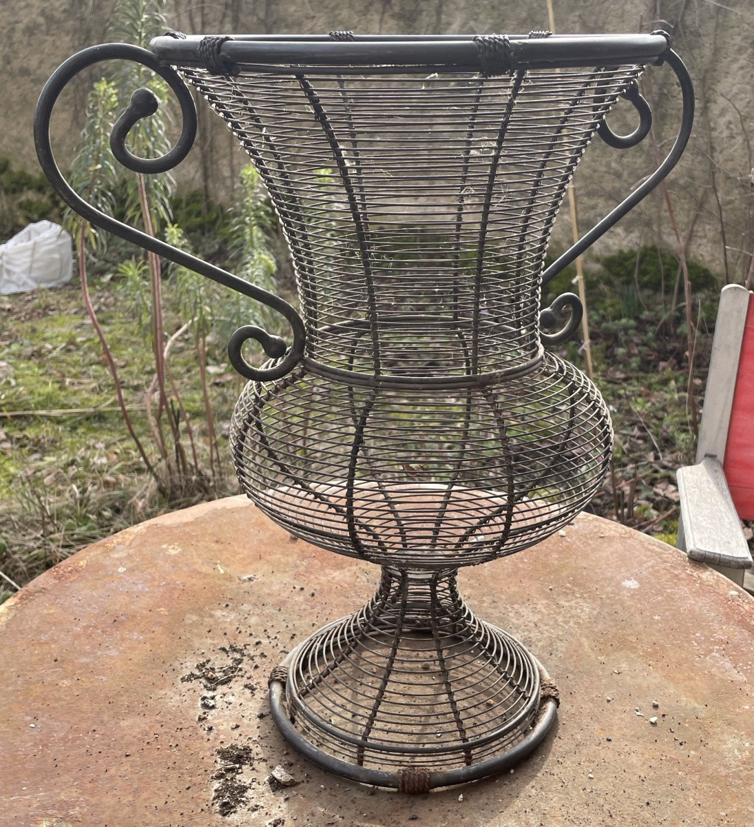 Medicis Wire Garden Vase -photo-3