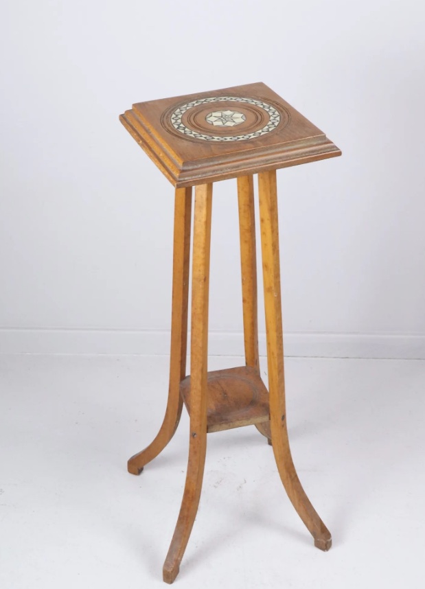 The Two Oriental Stools -photo-2