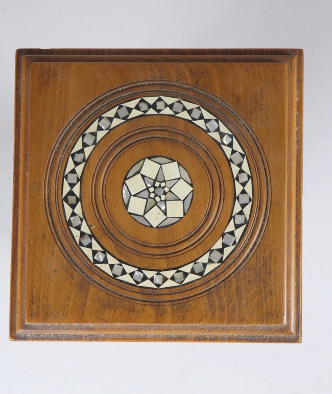 The Two Oriental Stools -photo-3