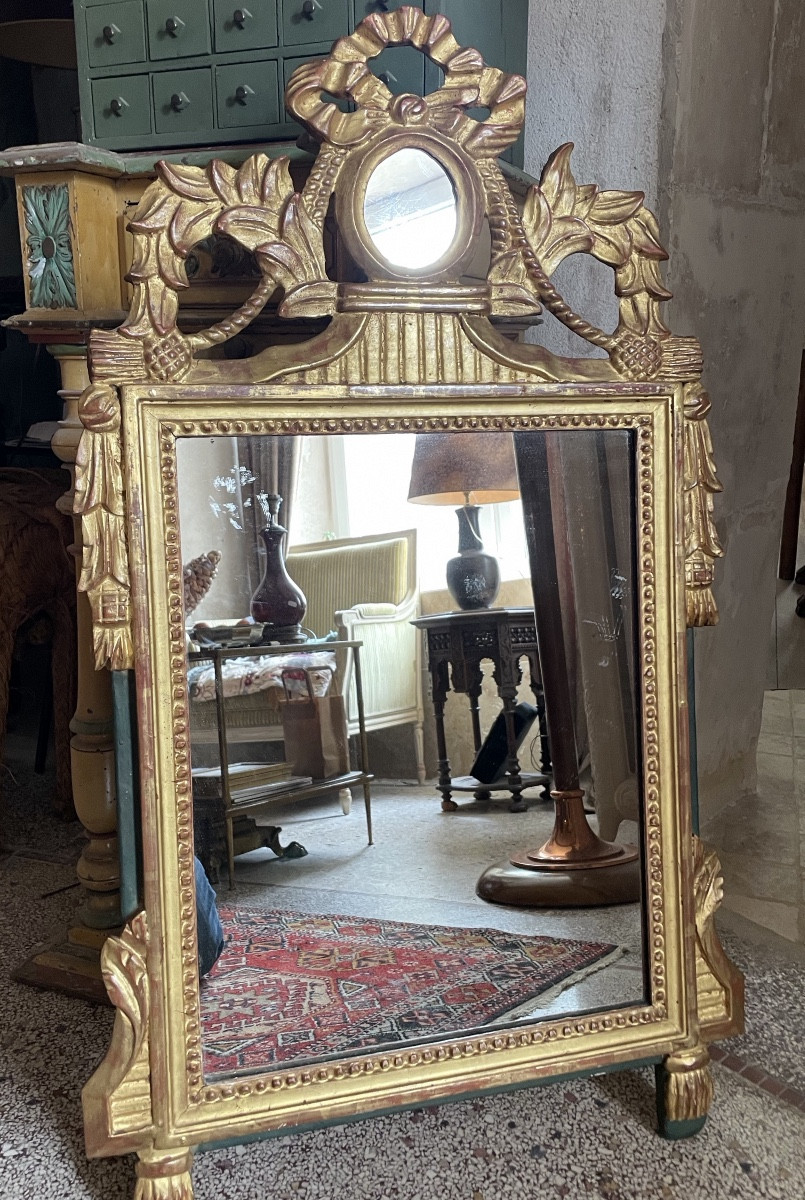 Miroir Louis XVI en bois doré