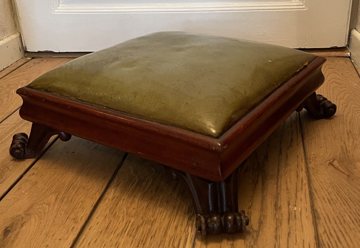 English Mahogany And Green Leather Footrest