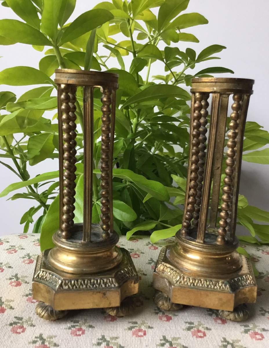 The Pair Of Small Louis XVI Style Openwork Torches-photo-2