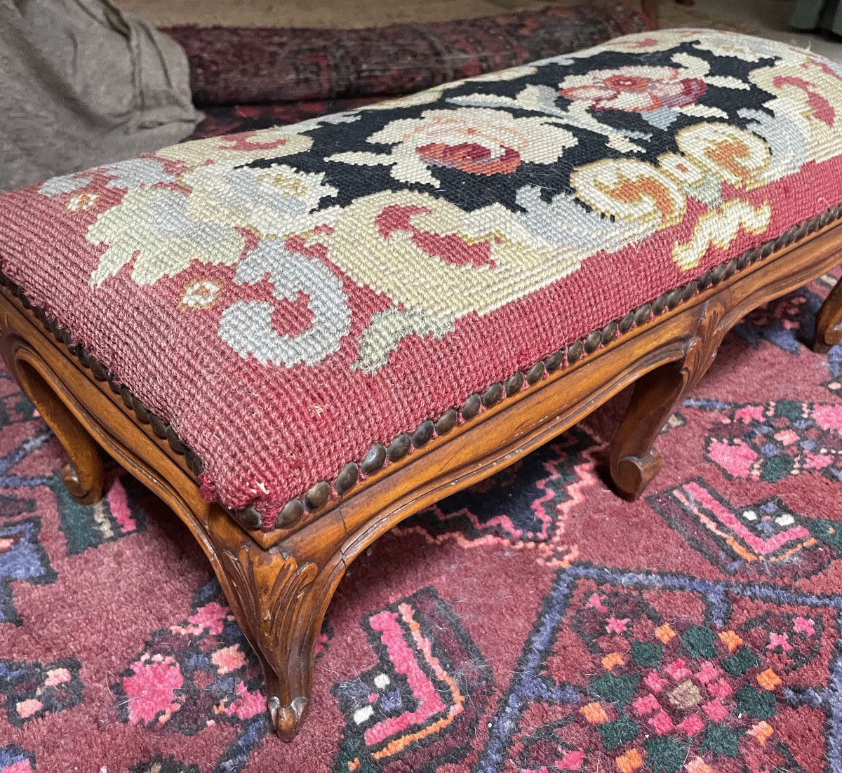 PETITE BANQUETTE BOUT DE PIED DE STYLE LOUIS XV-photo-4